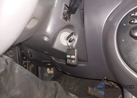 1999 Ford Escort Zx2 Cool/Zx2 Hot from USA, damaged, VIN 3FAKP1139XR159862